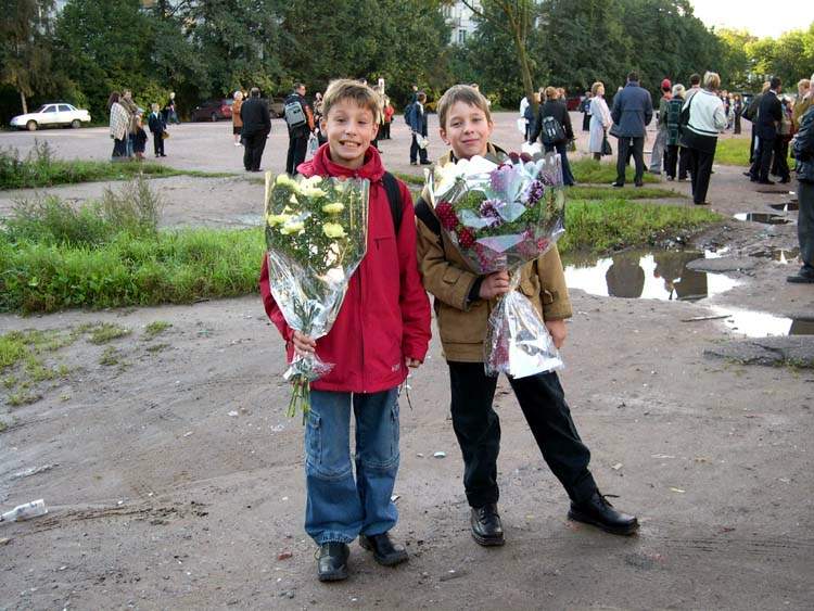 Back to school---1/9/2003---Снова в школу