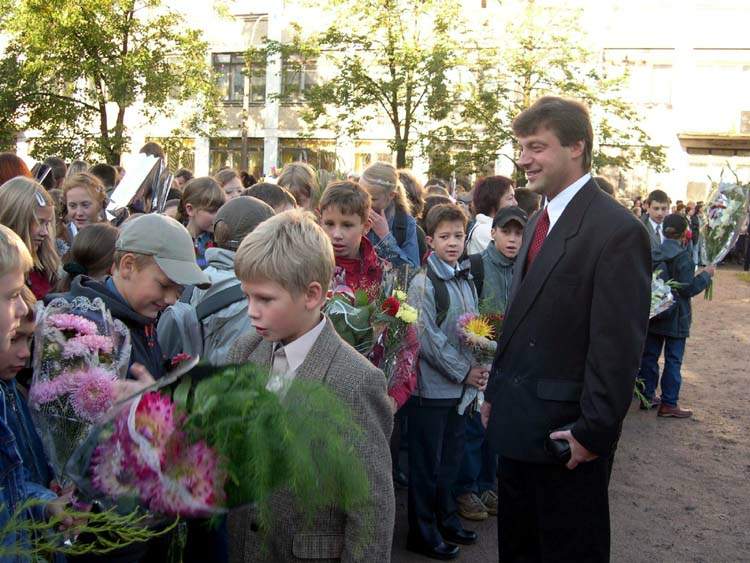 Back to school---1/9/2003---Снова в школу